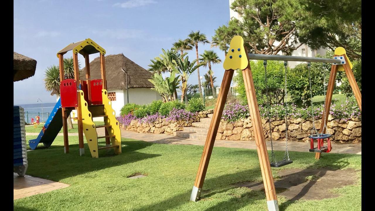 Mi Capricho C16 Beachfront Apartment Sitio de Calahonda Kültér fotó